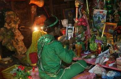 爱情降爱情和合法事 爱情降怎么下？下爱情降挽回和合法门！（经验）