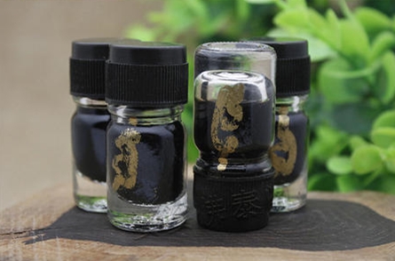 情降油到底有没有效果？情降油是什么成分？泰国情降油详解！