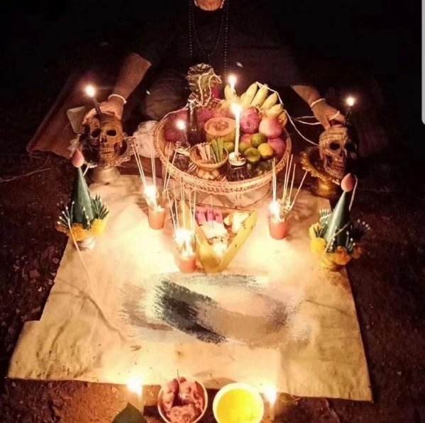 情侣复合的最灵的法术 对方找你复合的法术 泰国情降挽回和合术！