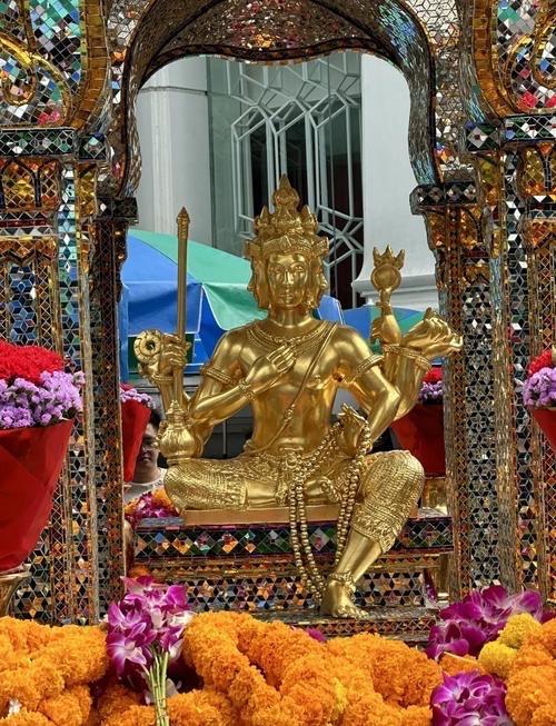 泰国的四面佛灵吗？