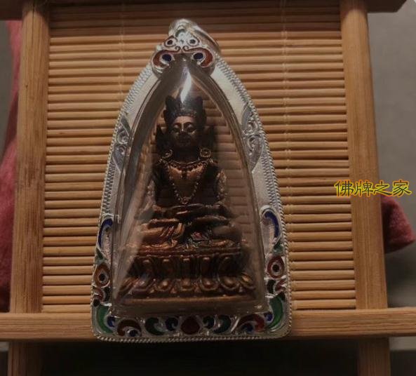 泰国药师佛牌该怎么选购