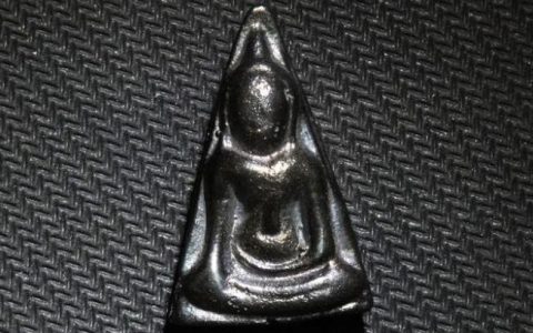 怎么选购泰国古老佛牌？